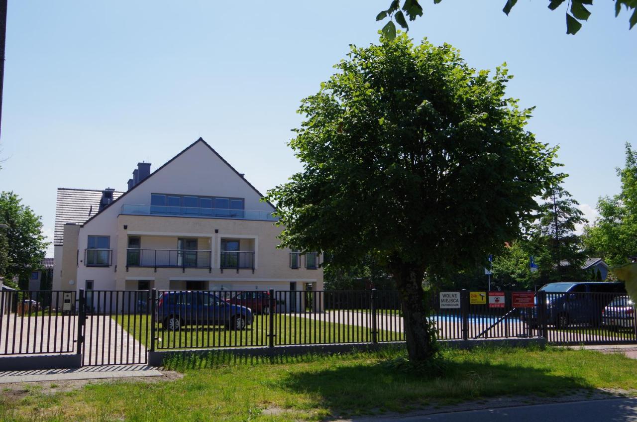 Aparthotel Osrodek Wczasowy Medyk Pum Dziwnów Esterno foto